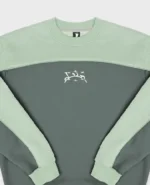 Divin By Divin Green Wavy Crewneck (2)